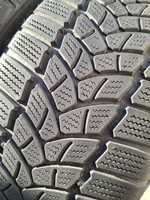 2 Anvelope de iarnă 205 55 r16  Firestone