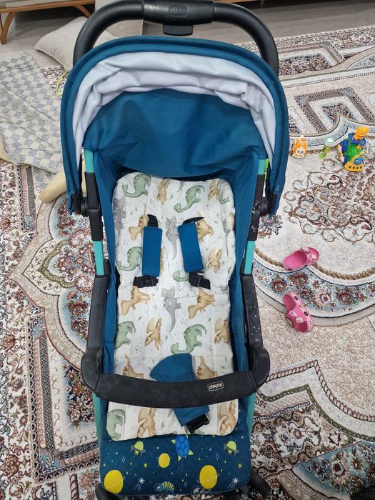 Прогулочная коляска Chicco