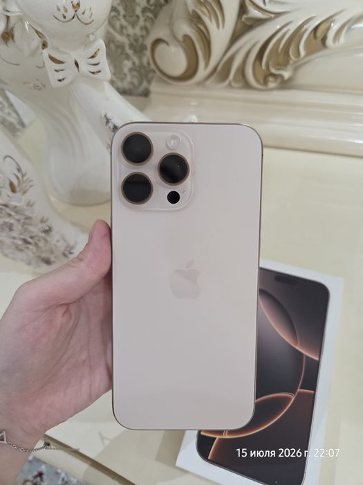 iPhone 16 Pro Max, Desert Titanium, 256 GB