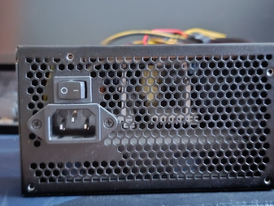 Блок питания Cougar на 500w