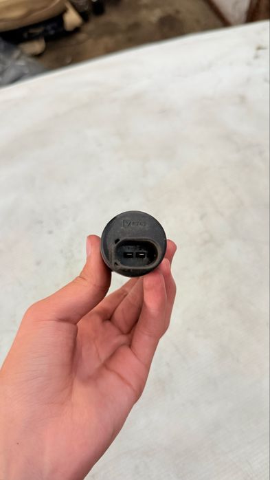 Помпичка миене предно стъкло BMW 3 Series E46