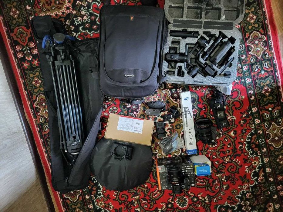 Sony A7 3 polniy komplekt Arzonga bervoraman pul zarir