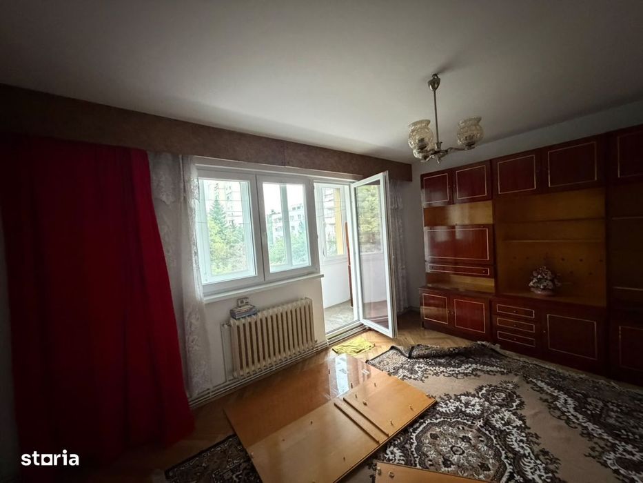 Vand apartament 3 camere Manastur