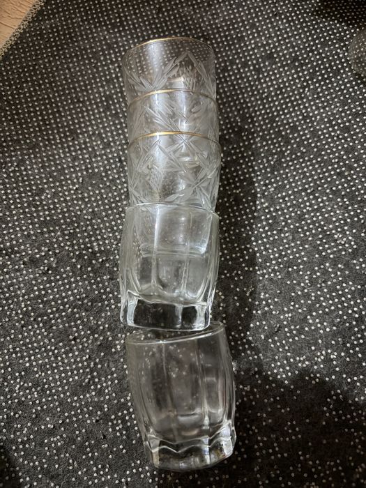 Отдам бесплатно посуду