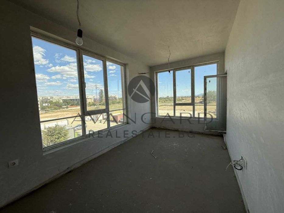 оф.24053 Пред акт 16 тристаен/ Смирненски