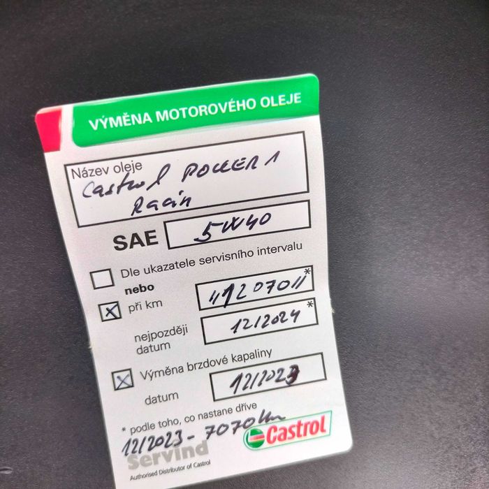 Motocicleta VESPA 300 GLS din 2022 cu 8700km vand cu acte in regula inscrisa in circulatie stare perfecta,