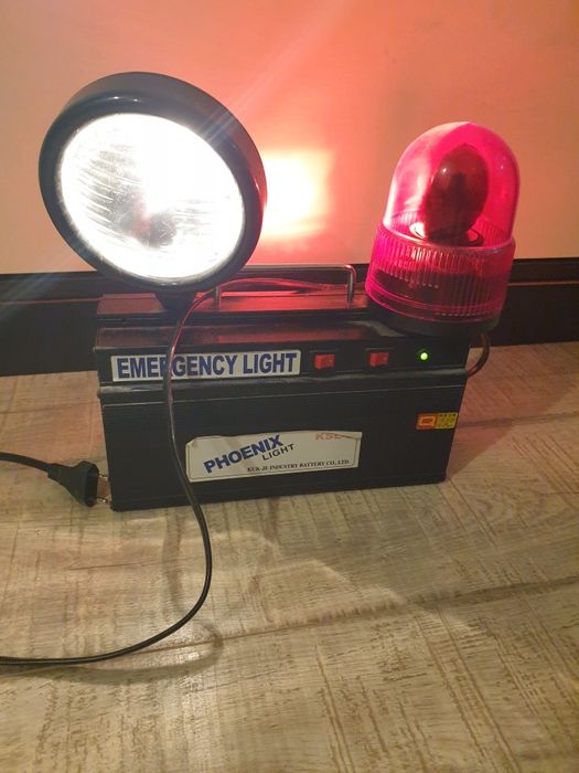 Lampa cu doua funcții