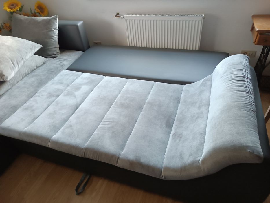 Colțar extensibil cu ladă de depozitare made in Germany