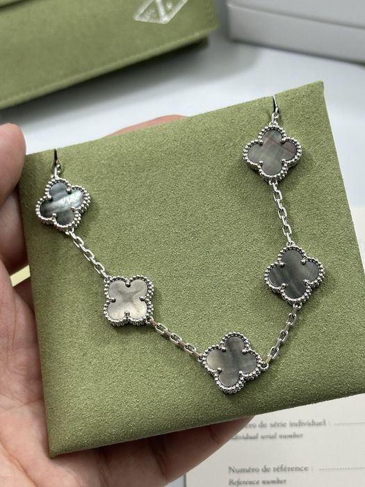 Brățară Van Cleef & Arpels 5 motifs White Gold 750 Mother of Pearl