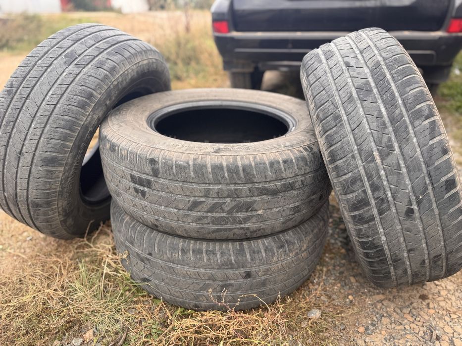 Комплект летних шин на джип