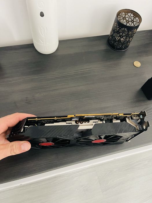 Placă video RX580 8GB