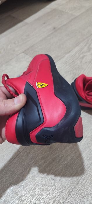 Кроссовки кожаные