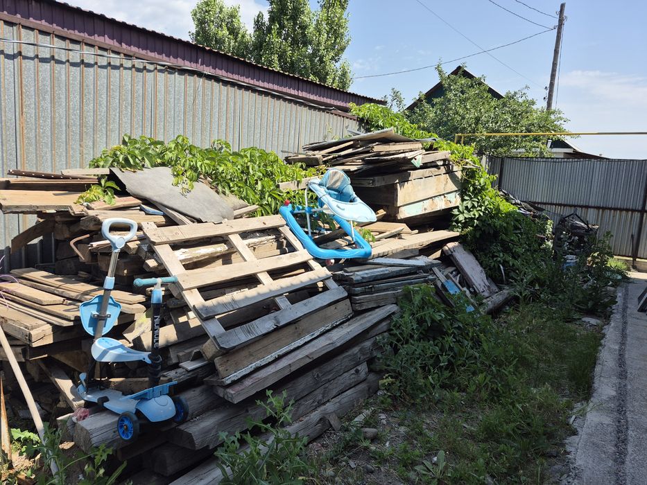Продам  драва и  материалы