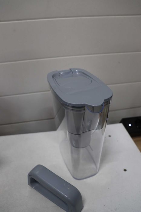 Филтрираща кана Aquaphor Compact 2.4 литра