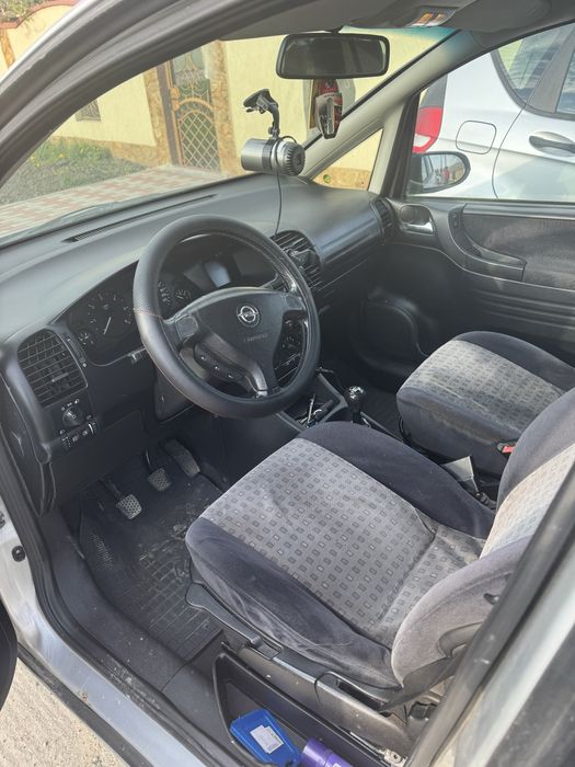 Opel Zafira 2.0 Diesel, 7 locuri.