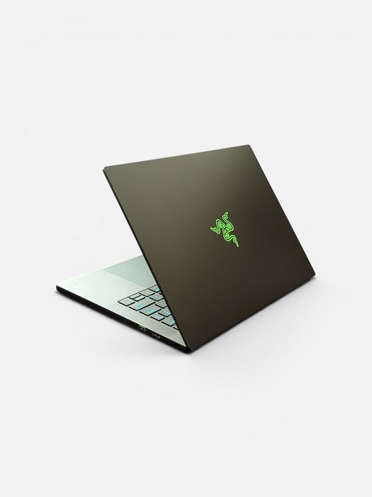 Геймърски Лаптоп 14’ QHD 240 Hz RTX 4070 8GB Ryzen 9-8945HS Razer Blade 14 32GB DDR5  1TB SSD