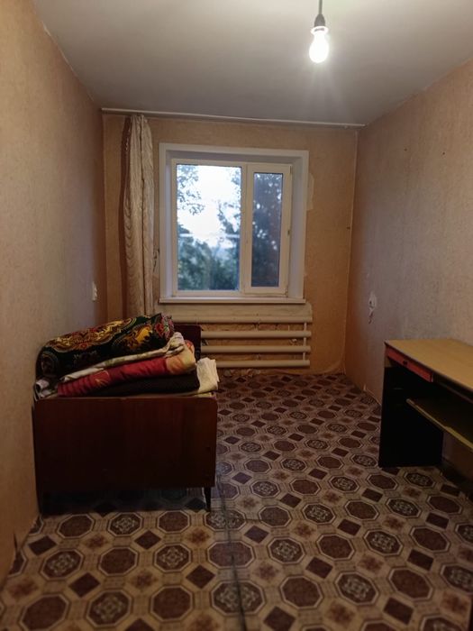 Продам 2 комн кв РТИ 12 дом