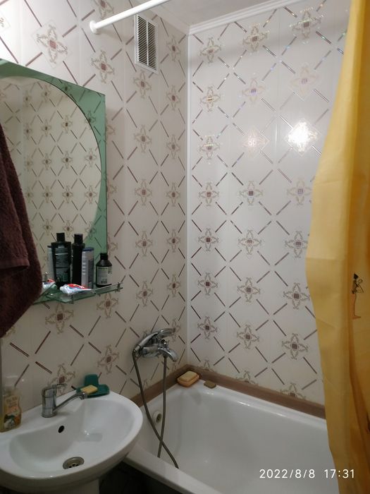 Продам 1 комн ул.пл.на 70 квартол