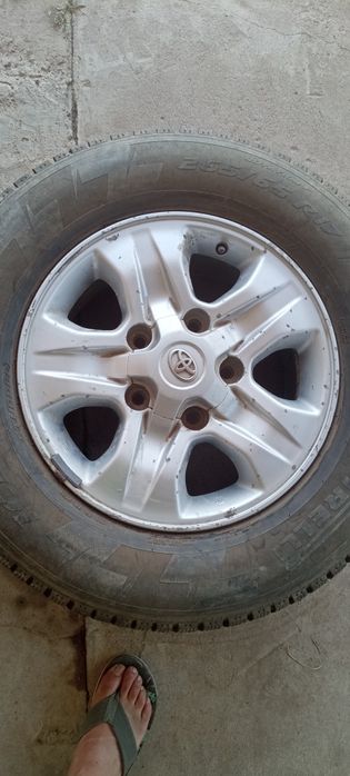 Диски на тойоту,на 17