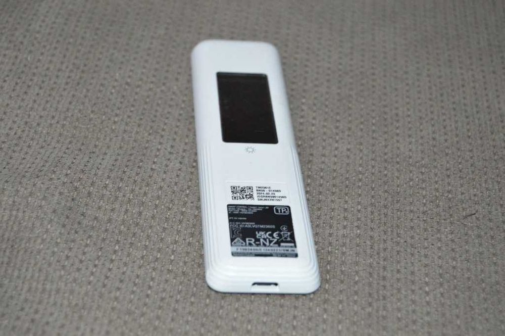 Telecomandă Smart Samsung SolarCell BN59-01456D White – Originală, Încărcare Solară și USB-C