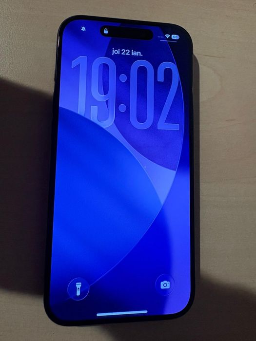 Vând iPhone 15 PRO