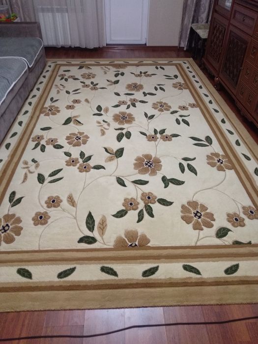 Ковер продам 2,5*4