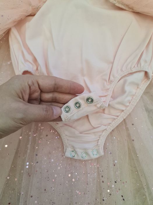 Продам нарядное нежное платье