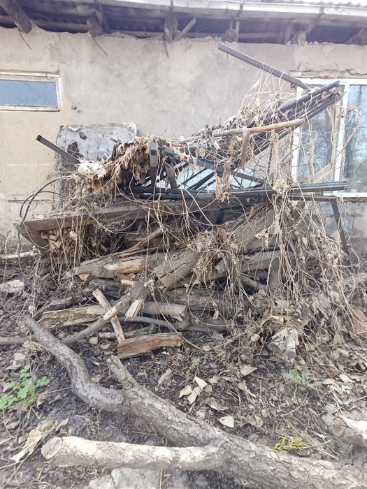 Дрова, разные доски, мдф стеновые панели