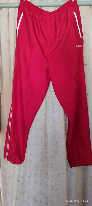 Спортивный костюм, размер 50-54.