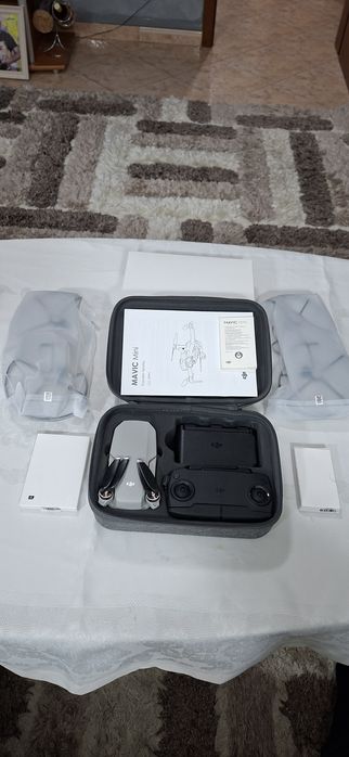 Дрон Dji mavic mini fly more combo  като нов!