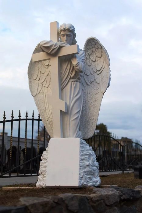 Жерлеу қызметтері. Ритуальные услуги.