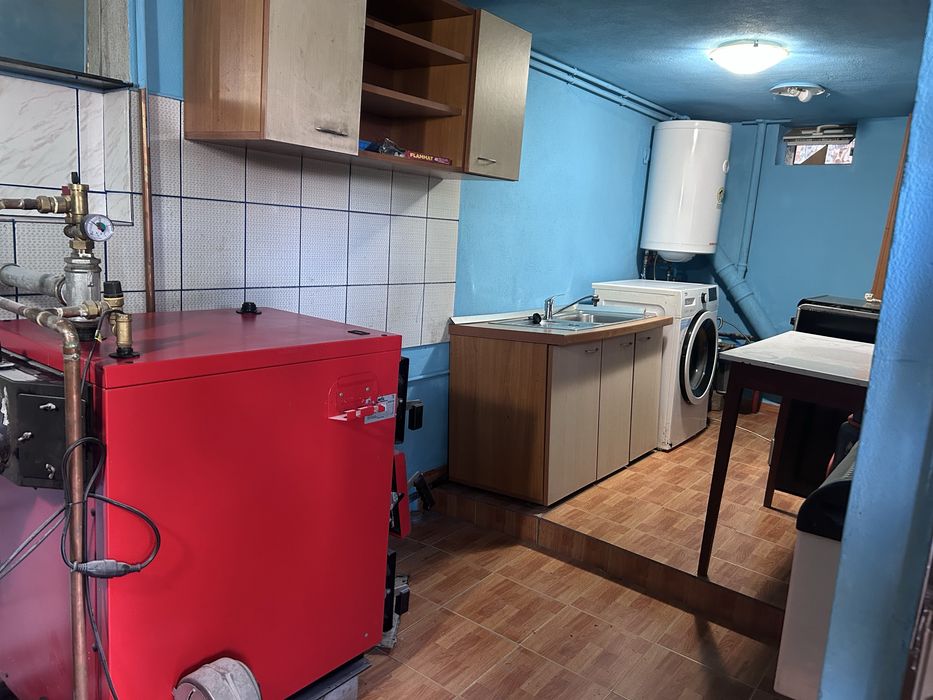 Casă S+P+M Tocile, Sadu