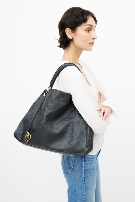 Louis Vuitton Artsy Monogram чанта от ествествена кожа