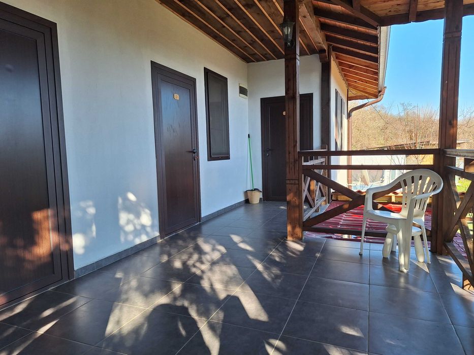 Продава се Къща в с. Черни връх, Област Шумен - 200 кв.м за 549 €/кв.м - Снимка #12