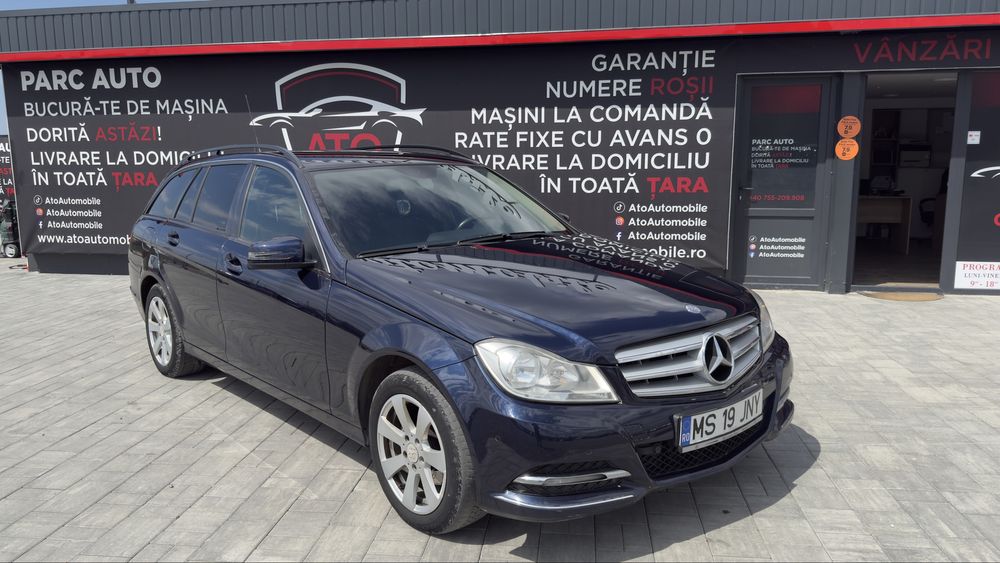 Vand sau schimb Mercedes C 180 2012