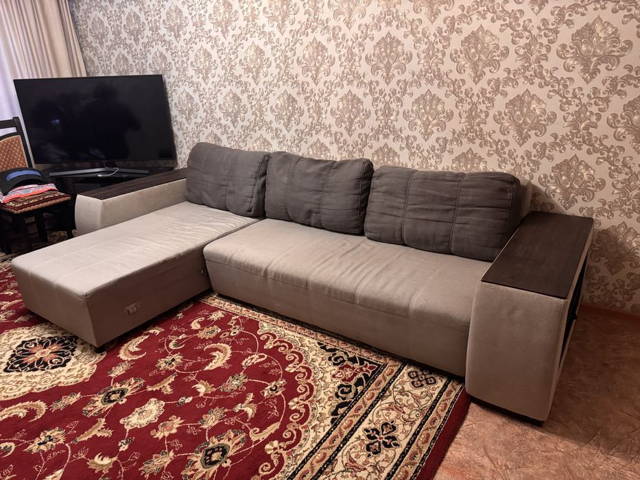 Диван для гостиной