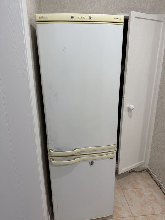 Холодильник самсунг