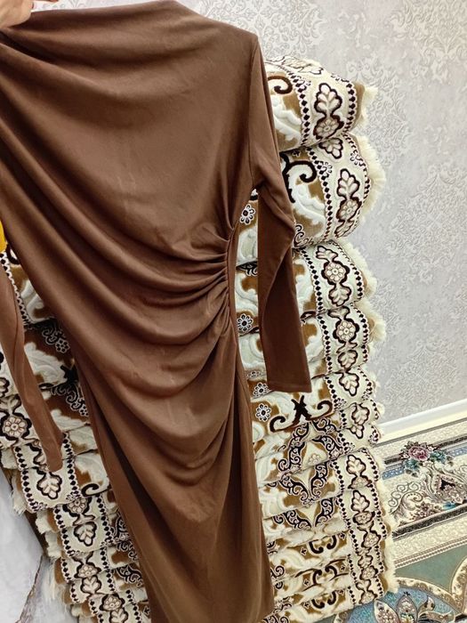 Ayollar va qizlar uchun ayni kuz bop zamonaviy koʻylak