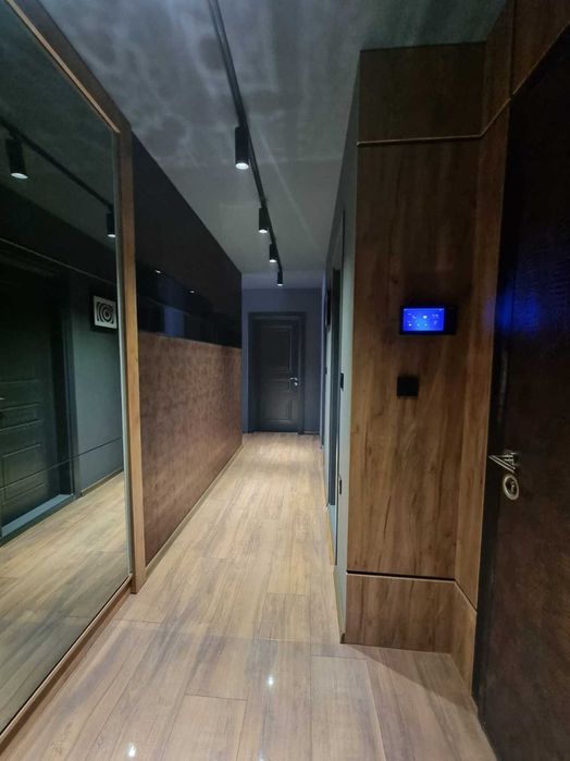 Тристаен апартамент