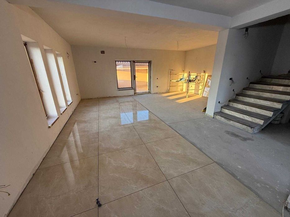 Vand casa noua Piatra Neamt