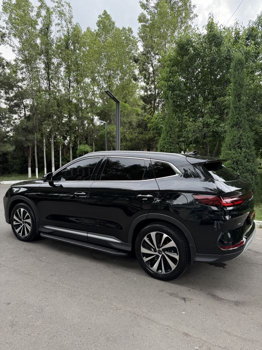 Byd Champion Gibrid 150 km Full + Navarot bor