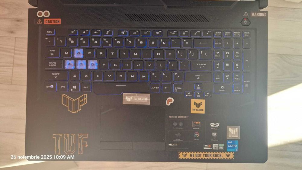 Laptop Asus TUF F17 în stare foarte bună