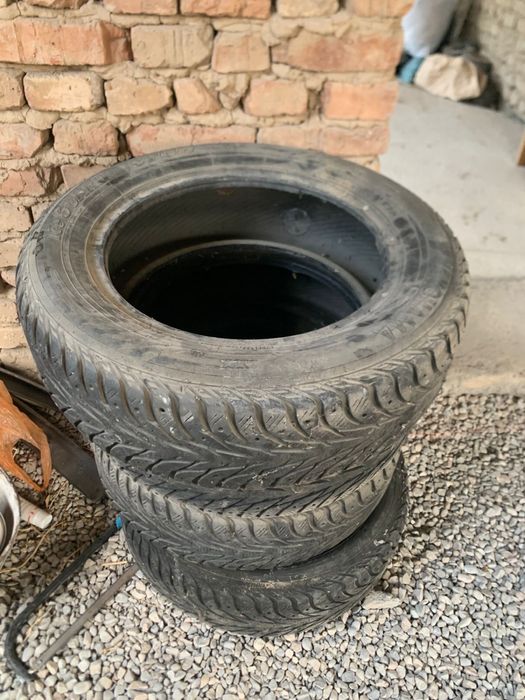 Продам зимние шины