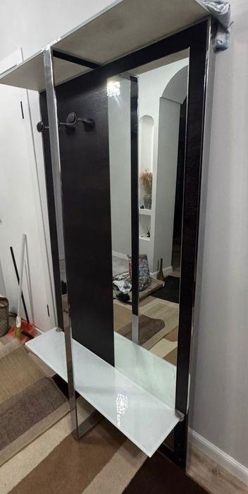 Вешалка в прихожую