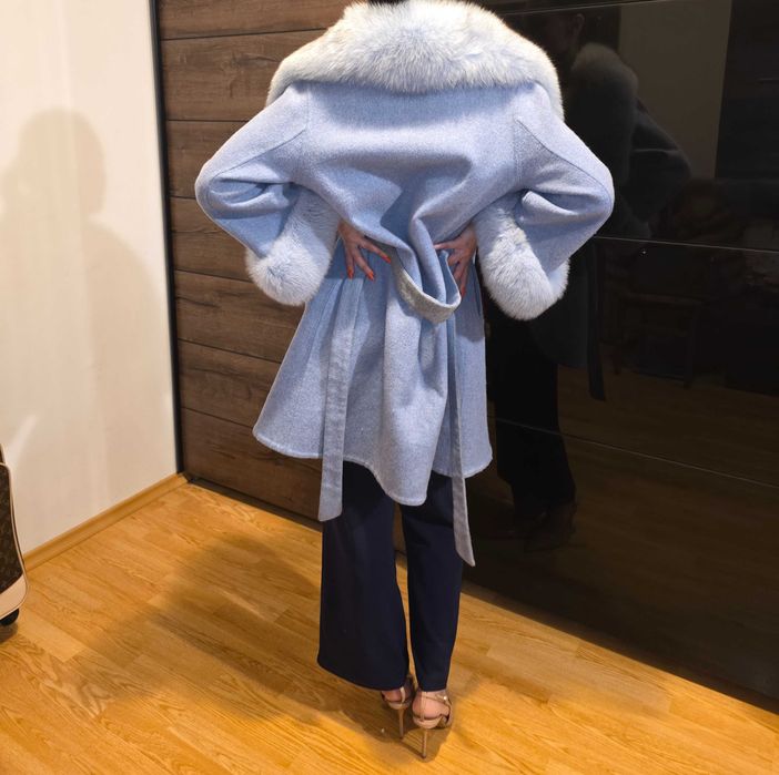 Палто от сребърна лисица