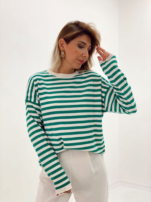 Продается кофта-тельняшка