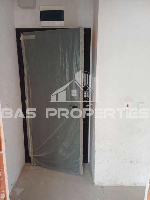 3-стаен в София-Княжево площ 83