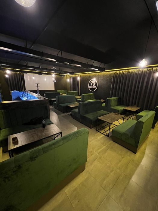 Divanla sotiladi 16 dona