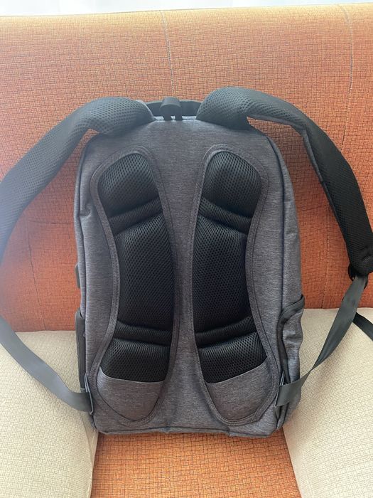 Рюкзак цвет темно серый
