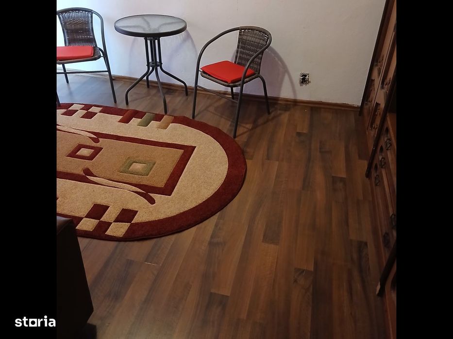 Inchiriez garsoniera mobilata -Zona Sens-160Euro